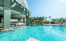 Laketown Wharf 2118